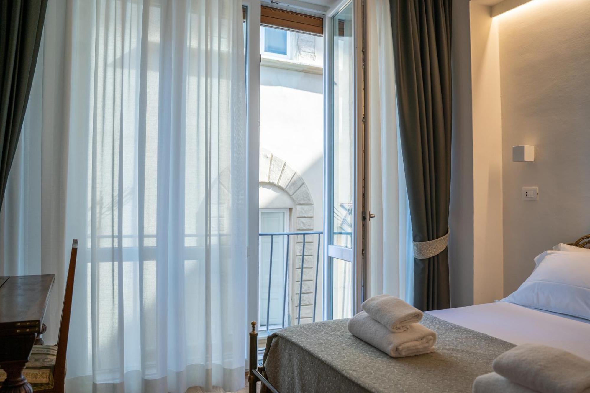 Residenza Degli Speziali Bed & Breakfast Флоренция Екстериор снимка